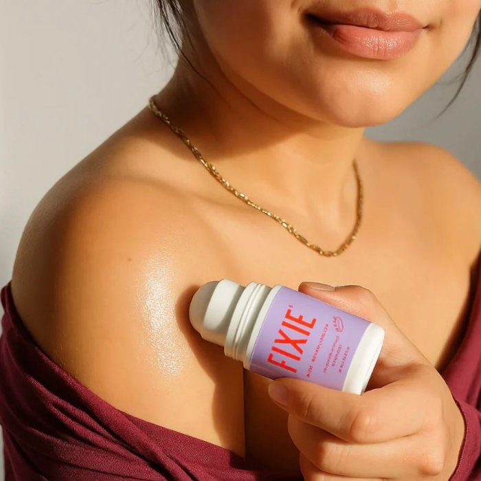 FIXIE BODY ADHESIVE ROLLER